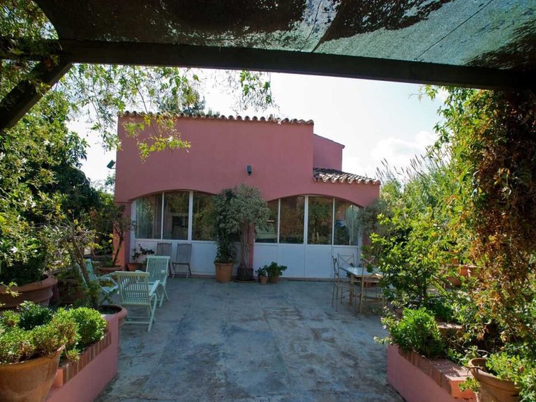 Country House for Sale in Estepona, Malaga 3