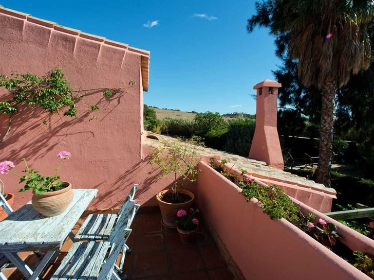 Country House for Sale in Estepona, Malaga 4