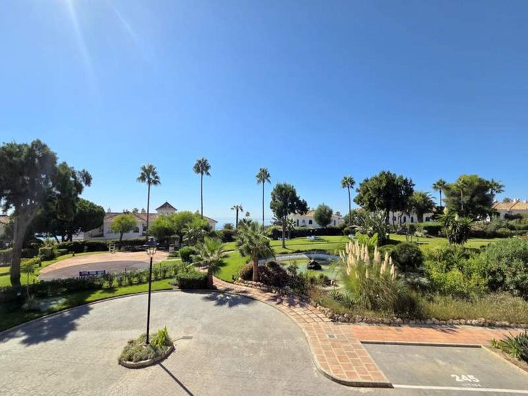 Apartment for Sale in La Duquesa, Malaga 21