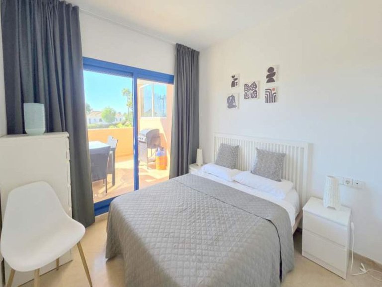 Apartment for Sale in La Duquesa, Malaga 7