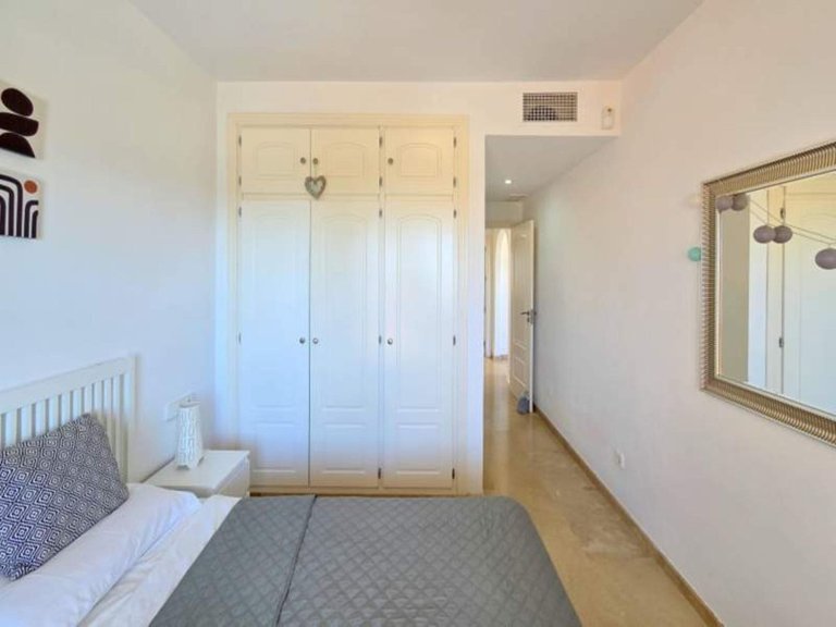 Apartment for Sale in La Duquesa, Malaga 9
