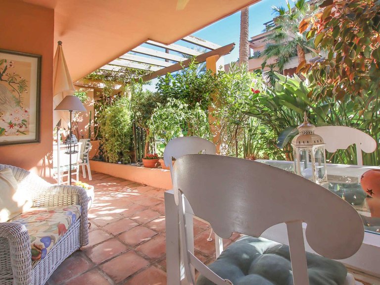 Apartment for Sale in The Golden Mile, Malaga 17