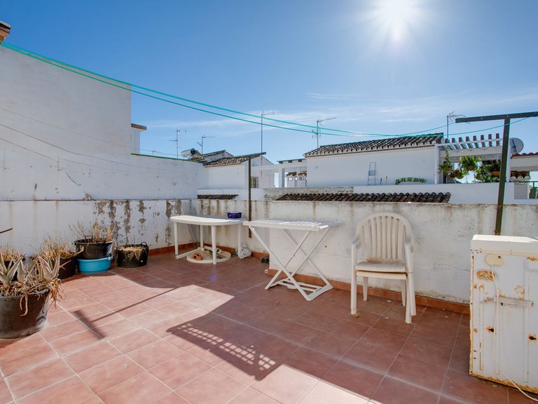 Apartment for Sale in Costa del Sol, Estepona, Malaga 1