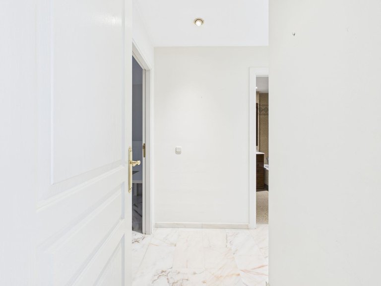 Apartment for  in Estepona, Malaga 10