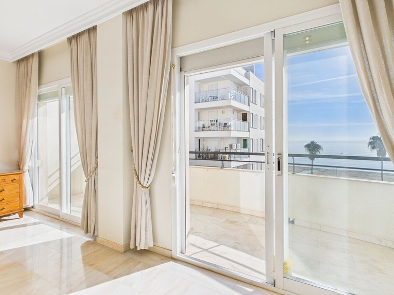 Apartment for  in Estepona, Malaga 3