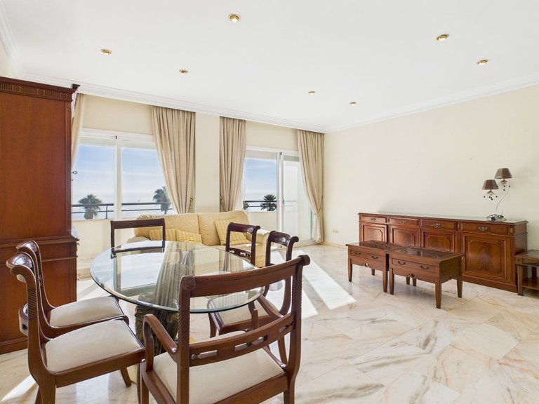 Apartment for  in Estepona, Malaga 4