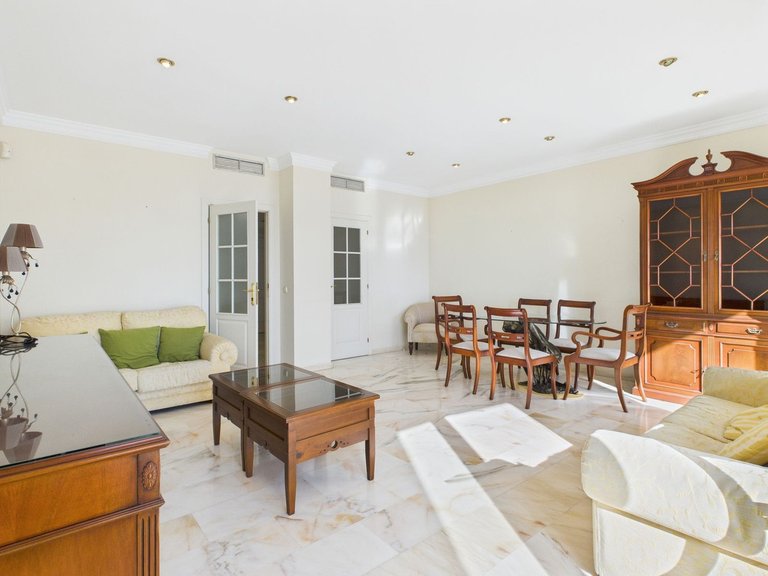 Apartment for  in Estepona, Malaga 5