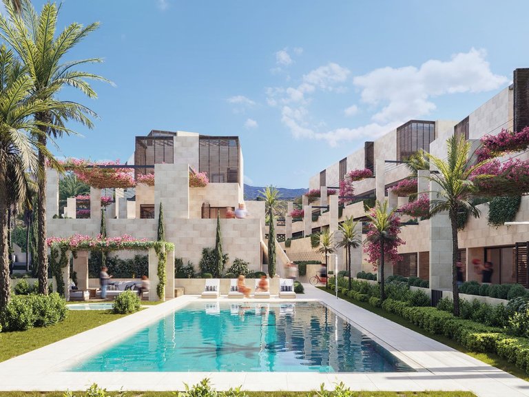 Apartment for Sale in New Golden Mile, Malaga 1