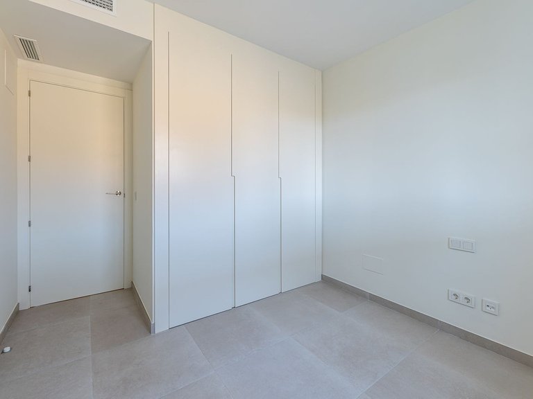 Apartment for Sale in Costa del Sol, Calanova Golf, Malaga 15