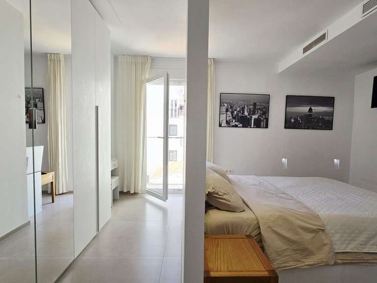 Apartment for Sale in Puerto Banús, Malaga 17