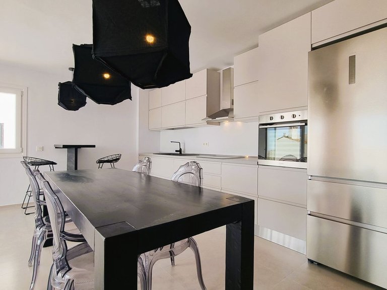 Apartment for Sale in Puerto Banús, Malaga 6