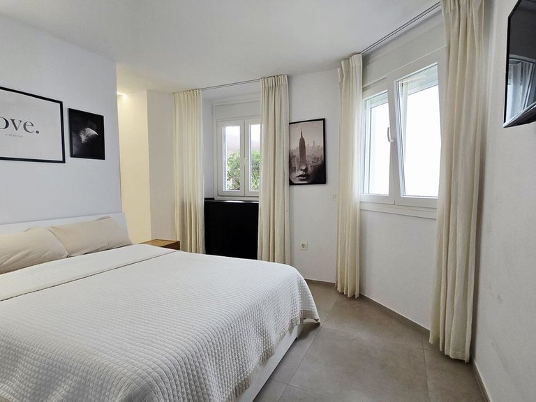 Apartment for Sale in Puerto Banús, Malaga 7
