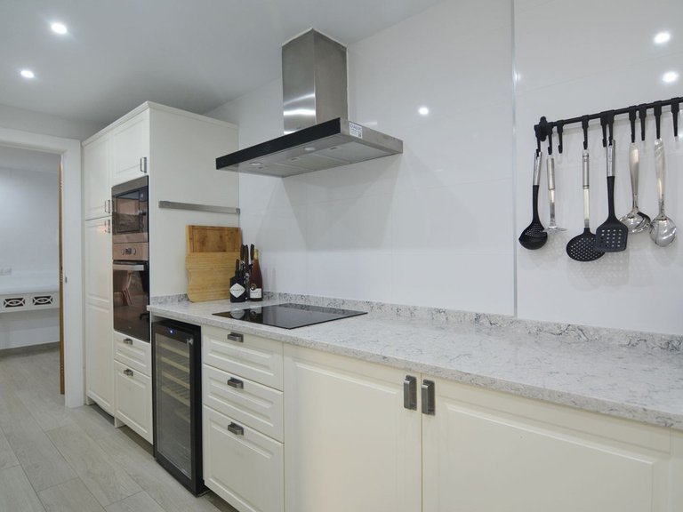 Apartment for Sale in Fuengirola, Malaga 15