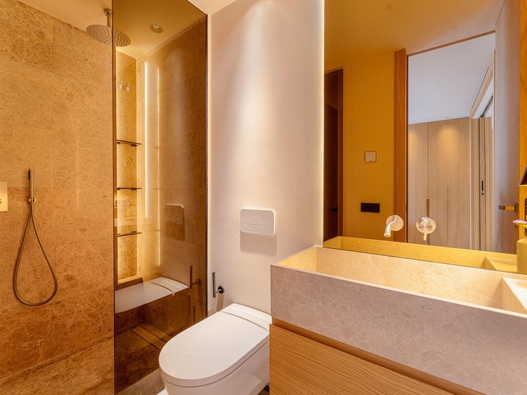 Apartment for Sale in The Golden Mile, Malaga 21