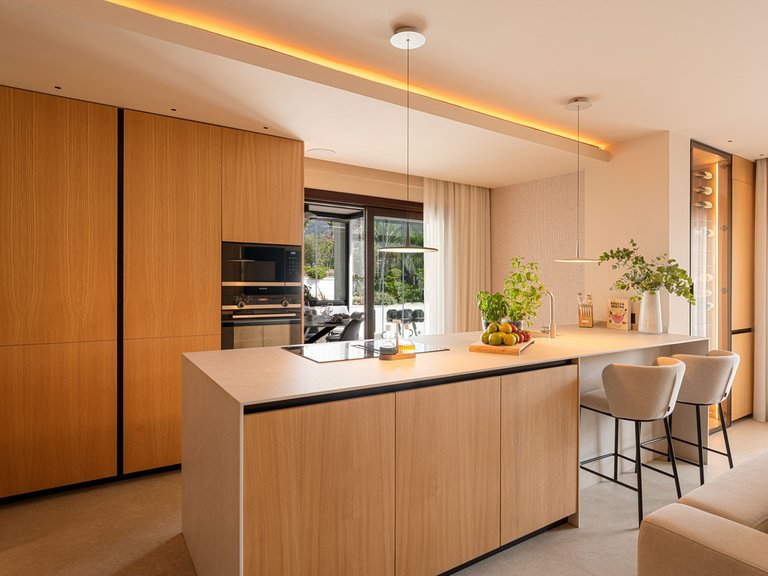 Apartment for Sale in The Golden Mile, Malaga 6