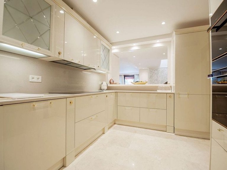 Apartment for Sale in Estepona, Malaga 14