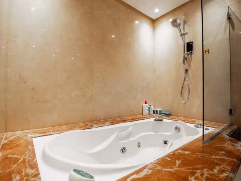 Apartment for Sale in Estepona, Malaga 19