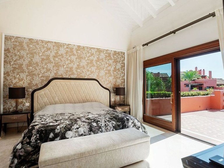Apartment for Sale in Estepona, Malaga 25