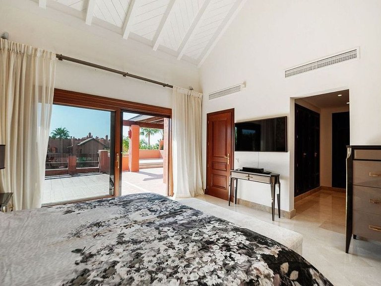 Apartment for Sale in Estepona, Malaga 26