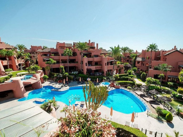 Apartment for Sale in Estepona, Malaga 40