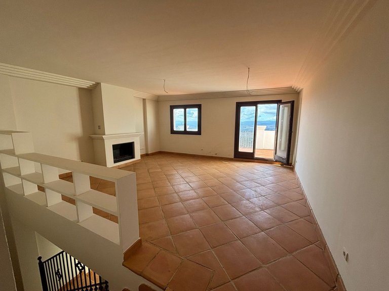 Villa for Sale in Casares, Malaga 3