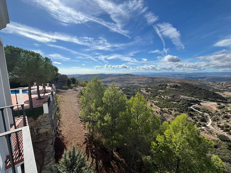 Villa for Sale in Casares, Malaga 30