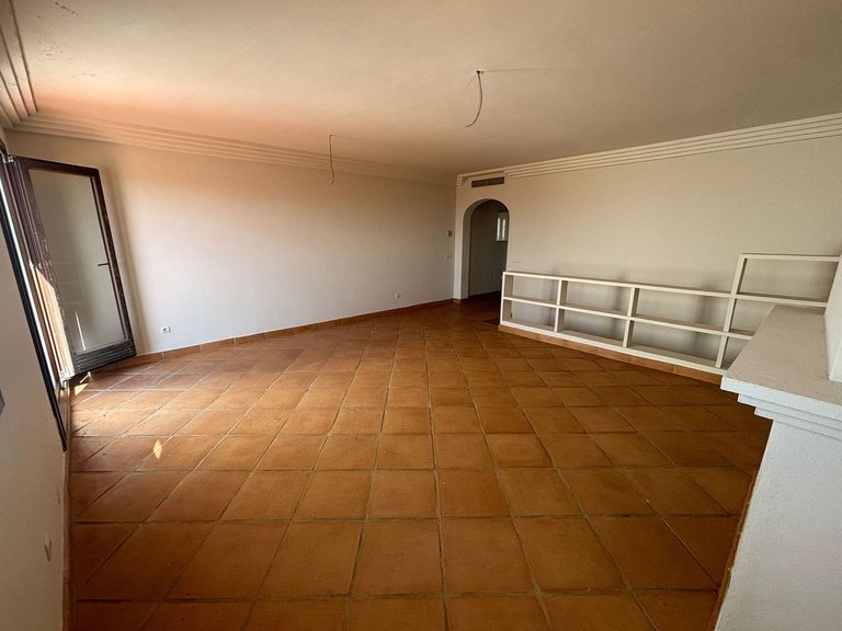Villa for Sale in Casares, Malaga 7