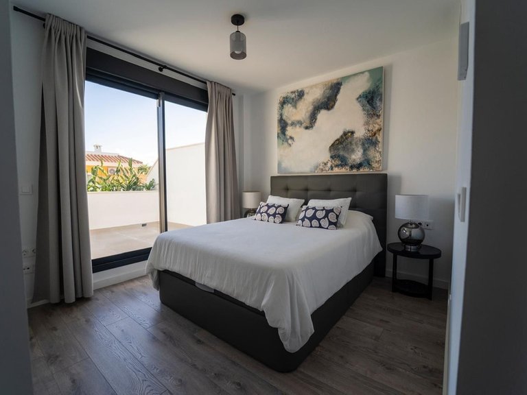 Town House for Sale in Cancelada, Malaga 10
