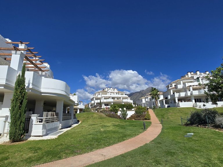 Apartment for Sale in Nueva Andalucía, Malaga 4