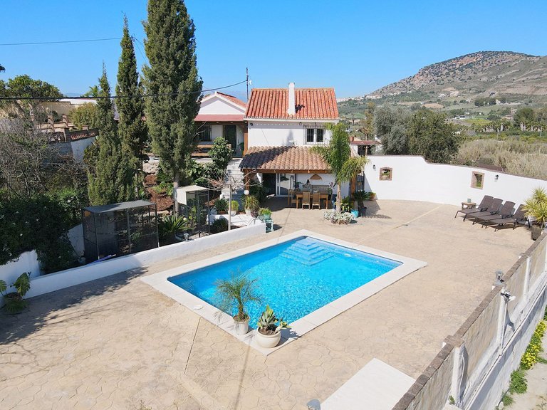 Villa for Sale in Alhaurín El Grande, Malaga 2