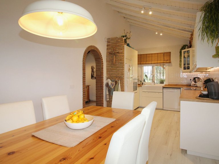 Villa for Sale in Alhaurín El Grande, Malaga 27