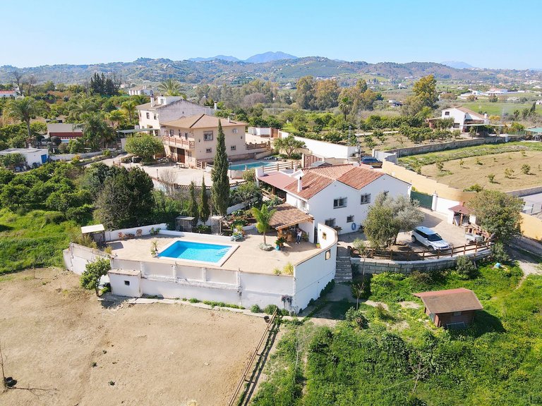 Villa for Sale in Alhaurín El Grande, Malaga 3