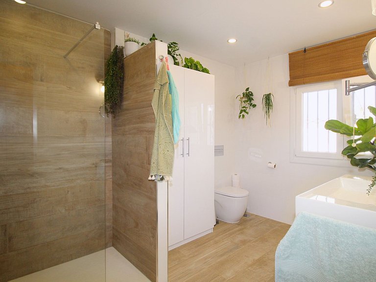 Villa for Sale in Alhaurín El Grande, Malaga 31