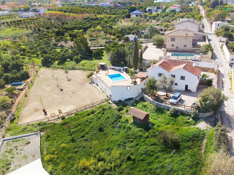 Villa for Sale in Alhaurín El Grande, Malaga 4