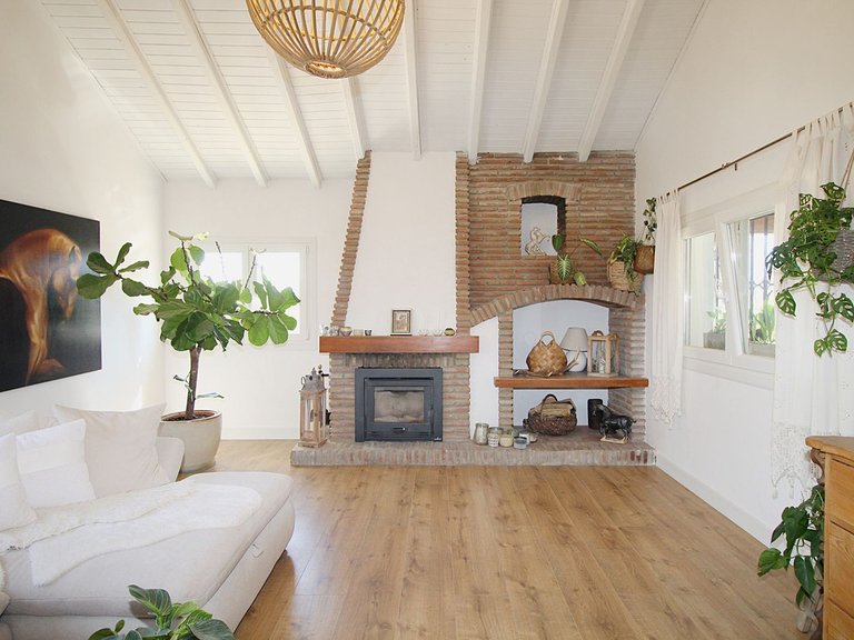 Villa for Sale in Alhaurín El Grande, Malaga 40