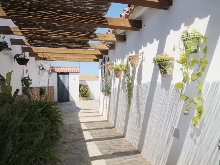 Villa for Sale in Alhaurín El Grande, Malaga 42