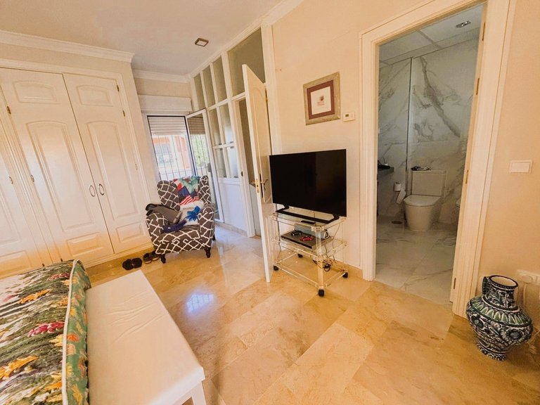 Apartment for Sale in Elviria, Malaga 27