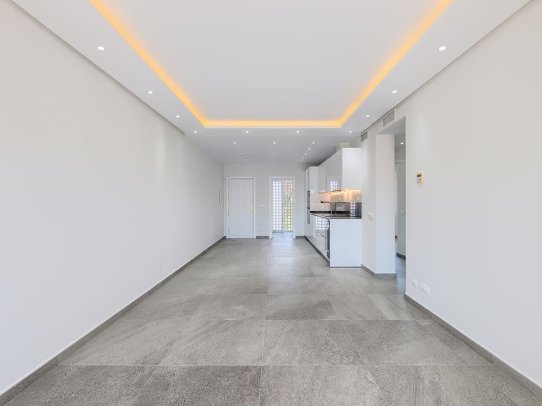Apartment for Sale in Estepona, Malaga 4