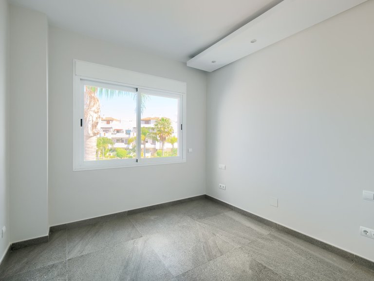 Apartment for Sale in Estepona, Malaga 8