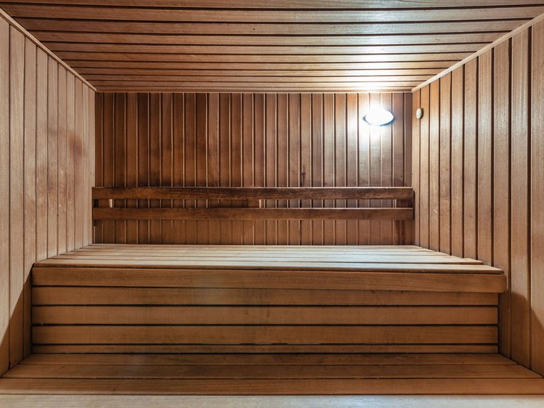 Apartment for Sale in Nueva Andalucía, Malaga 22