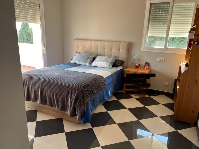 Villa for Sale in Marbella, Malaga 10