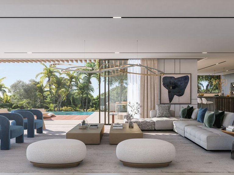 Villa for Sale in Inland Sierra Blanca, Malaga 2