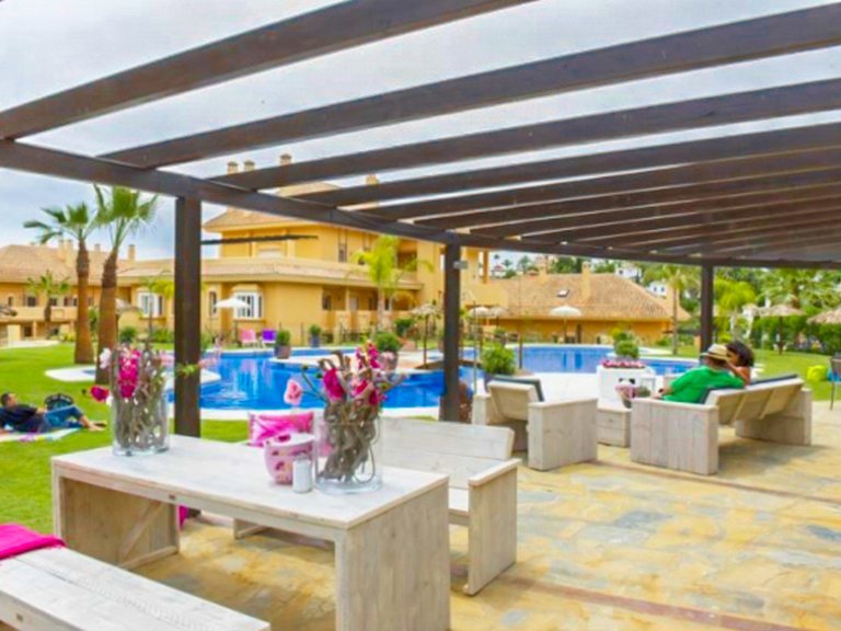 Apartment for Sale in Nueva Andalucía, Malaga 24