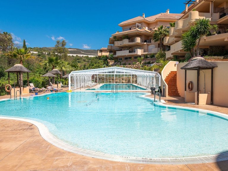 Apartment for Sale in Nueva Andalucía, Malaga 29