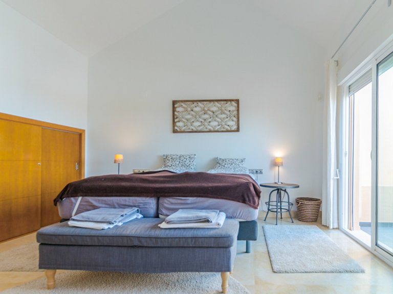 Apartment for Sale in Nueva Andalucía, Malaga 4