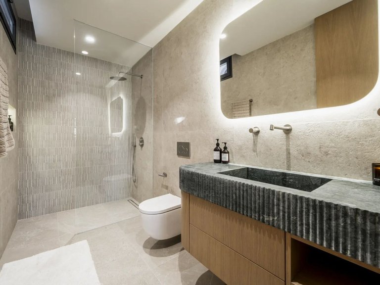 Villa for Sale in Nueva Andalucía, Malaga 15