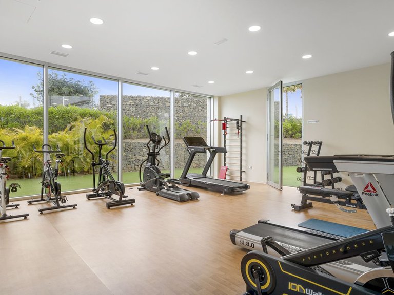 Apartment for Sale in Estepona, Malaga 38