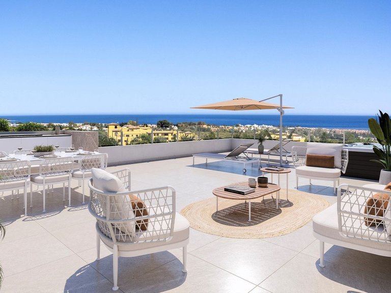 Apartment for Sale in Atalaya, Malaga 12