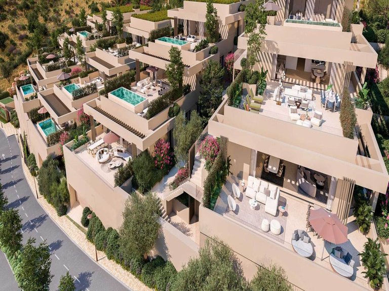 Town House for Sale in Nueva Andalucía, Malaga 10
