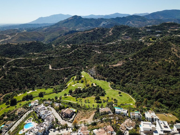 Plot for Sale in Los Arqueros, Malaga 5